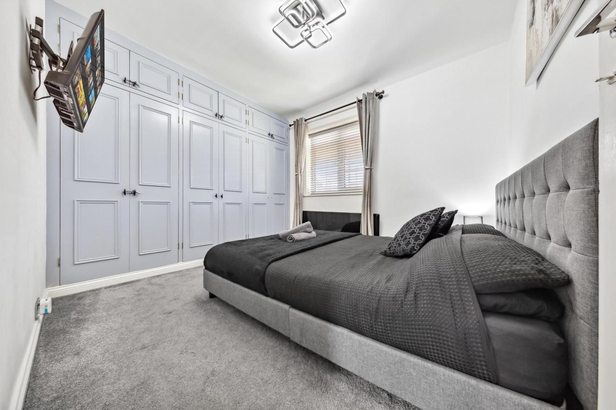 Bromley Serviced - Beckenham Place Park - - 2 Bed House - Free Parking - 2 Beds 1 Sofabed London